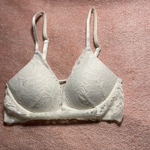 Pink\Victoria Secret push up bralette size small